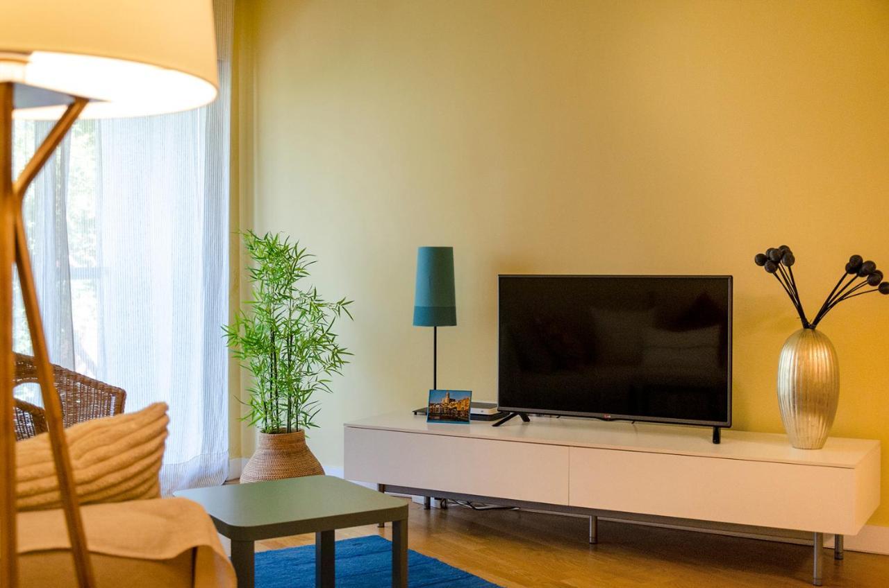 Devesa Park Apartment With Private Parking Жирона Экстерьер фото